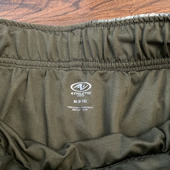 NWT Athletic Works Camouflage Shorts, sz 8-10/Medium. - Picture 5 of 7